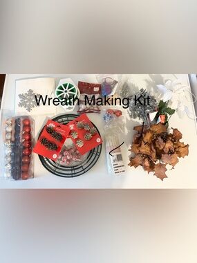 DIY Christmas Wreath Making Kit | 10” Frames, Floral Picks & Ornaments